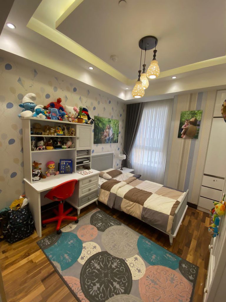 فروش آپارتمان در سعادت آباد بلوار 24 متری باغ بهشت 128 متر دو خوابه